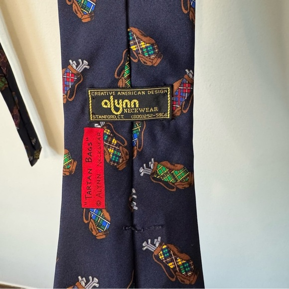 Alynn Neckwear Silk Tie "Tartan Bags" Navy Multicolor Golf Mens Designer Necktie - Picture 3 of 4